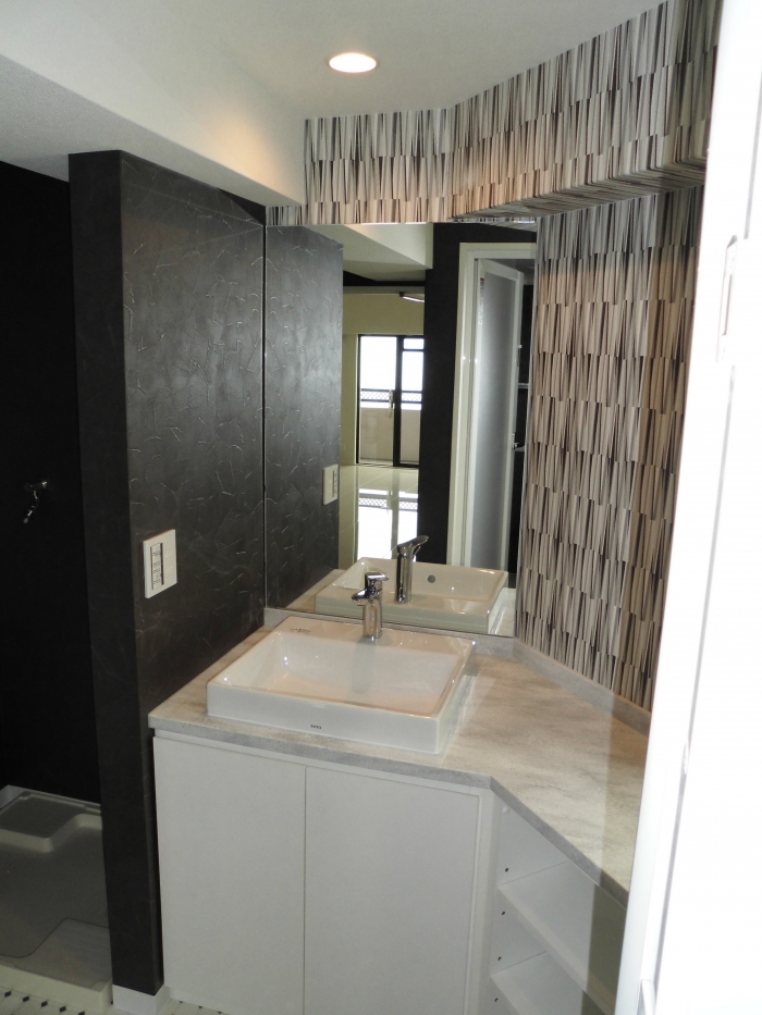 T様邸　洗面所リフォーム
海の見える素敵なマンションのリフォームをご紹介！