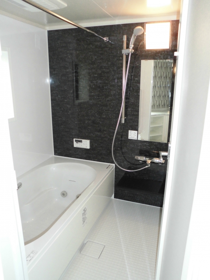 T様邸　バスルームリフォーム
海の見える素敵なマンションのリフォームをご紹介！